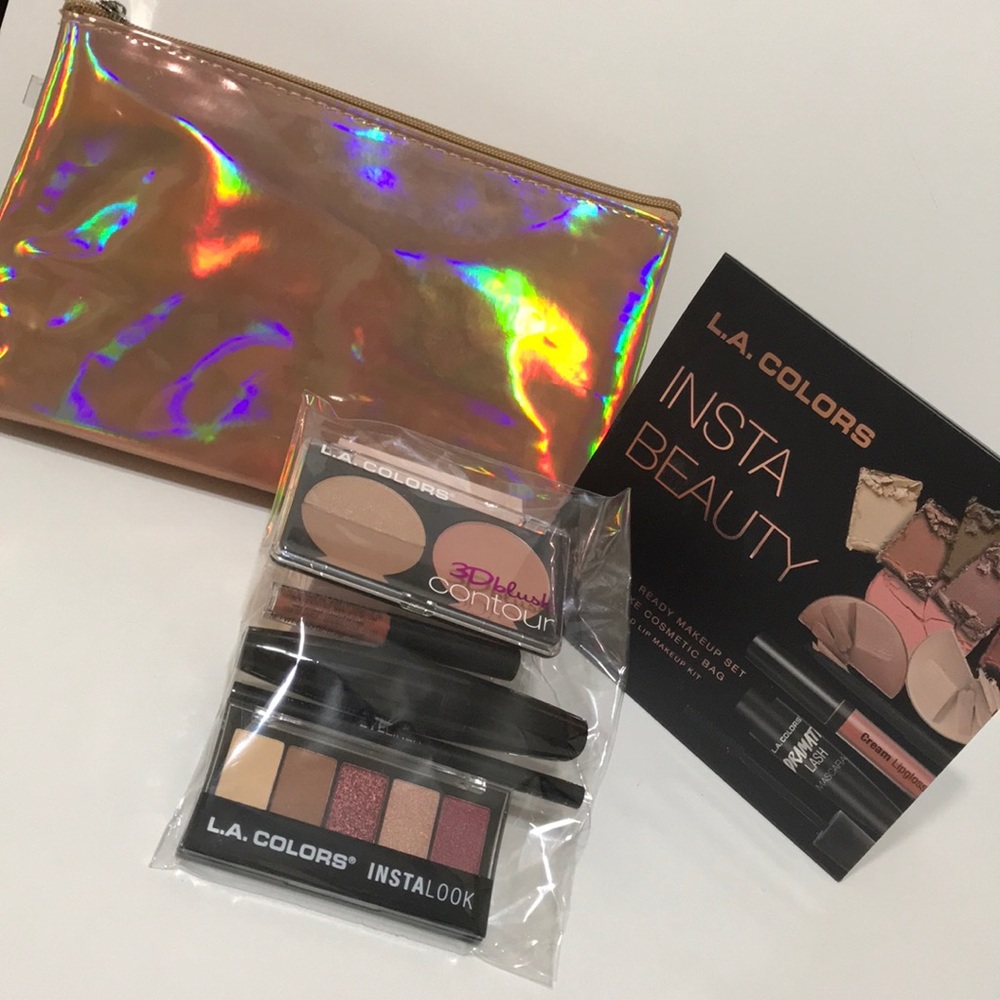 L. A. Color 6 pc Ready Makeup travel set & Bag